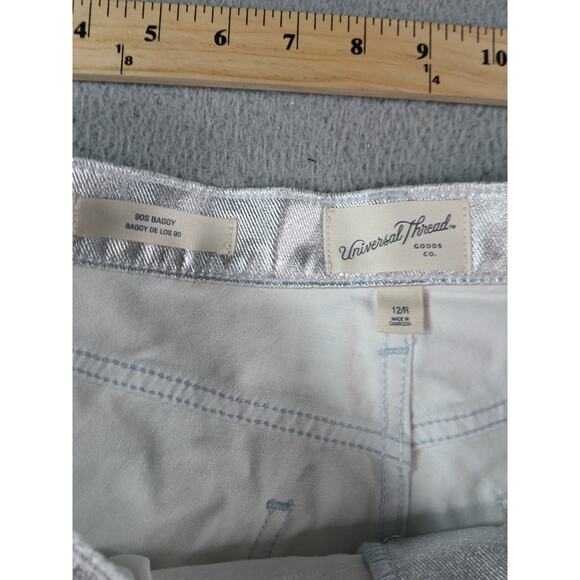 Universal Thread Jeans Women 12R Silver Metallic 90s Baggy Stretch Straight NWT - Picture 2 of 9